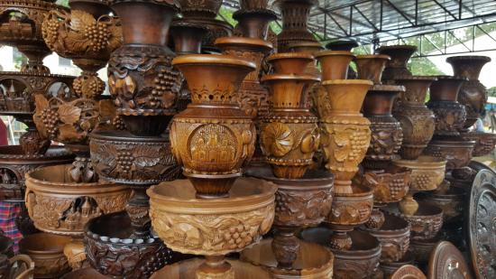 Handicrafts Export to Europe